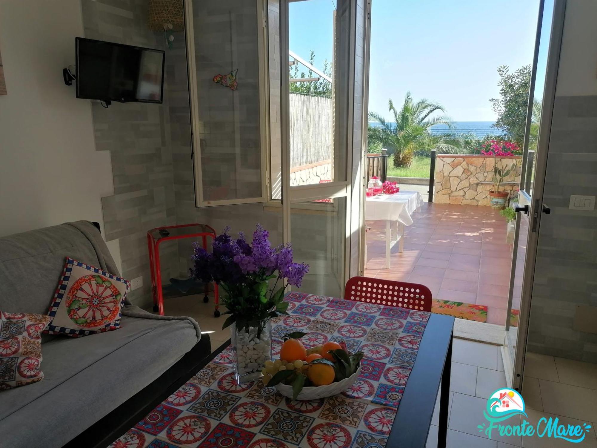 Casa Fronte Mare Βίλα Santa Teresa Di Riva Εξωτερικό φωτογραφία