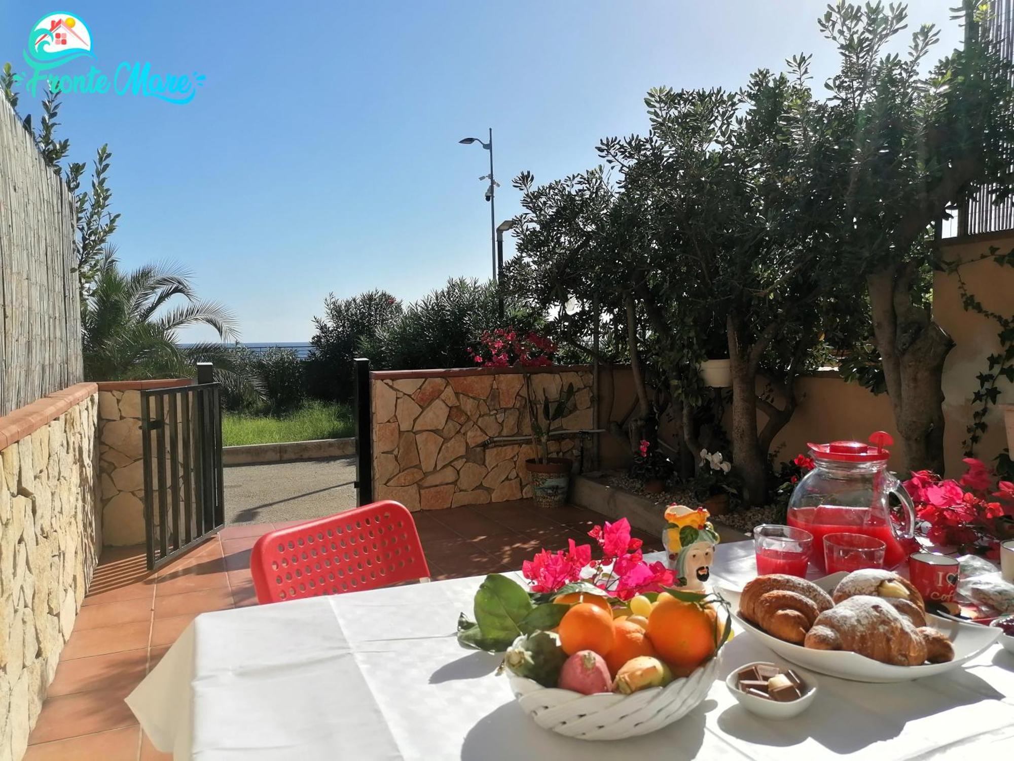 Casa Fronte Mare Βίλα Santa Teresa Di Riva Εξωτερικό φωτογραφία